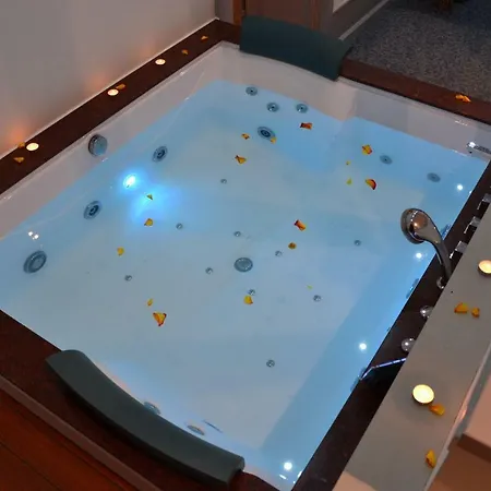 Bed & Breakfast Chateau De Gezaincourt