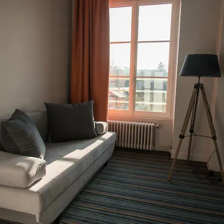 Bed & Breakfast Chateau De *