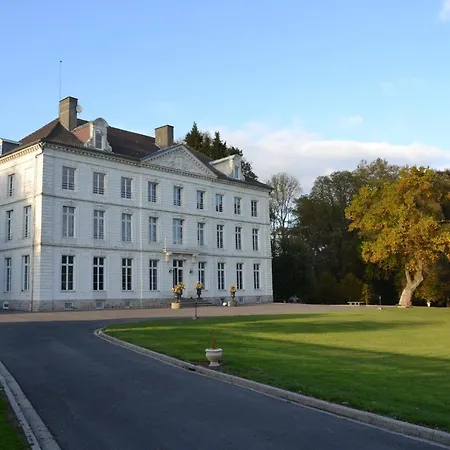 Chateau De Bed & Breakfast