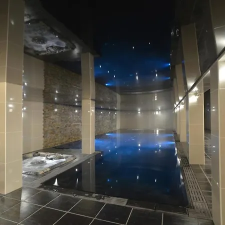 Chateau De Bed & Breakfast Gezaincourt